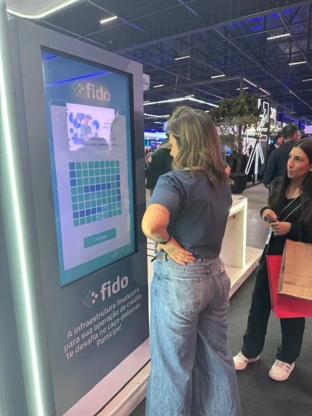 Fido — Caça-palavras na Febraban Tech 2026