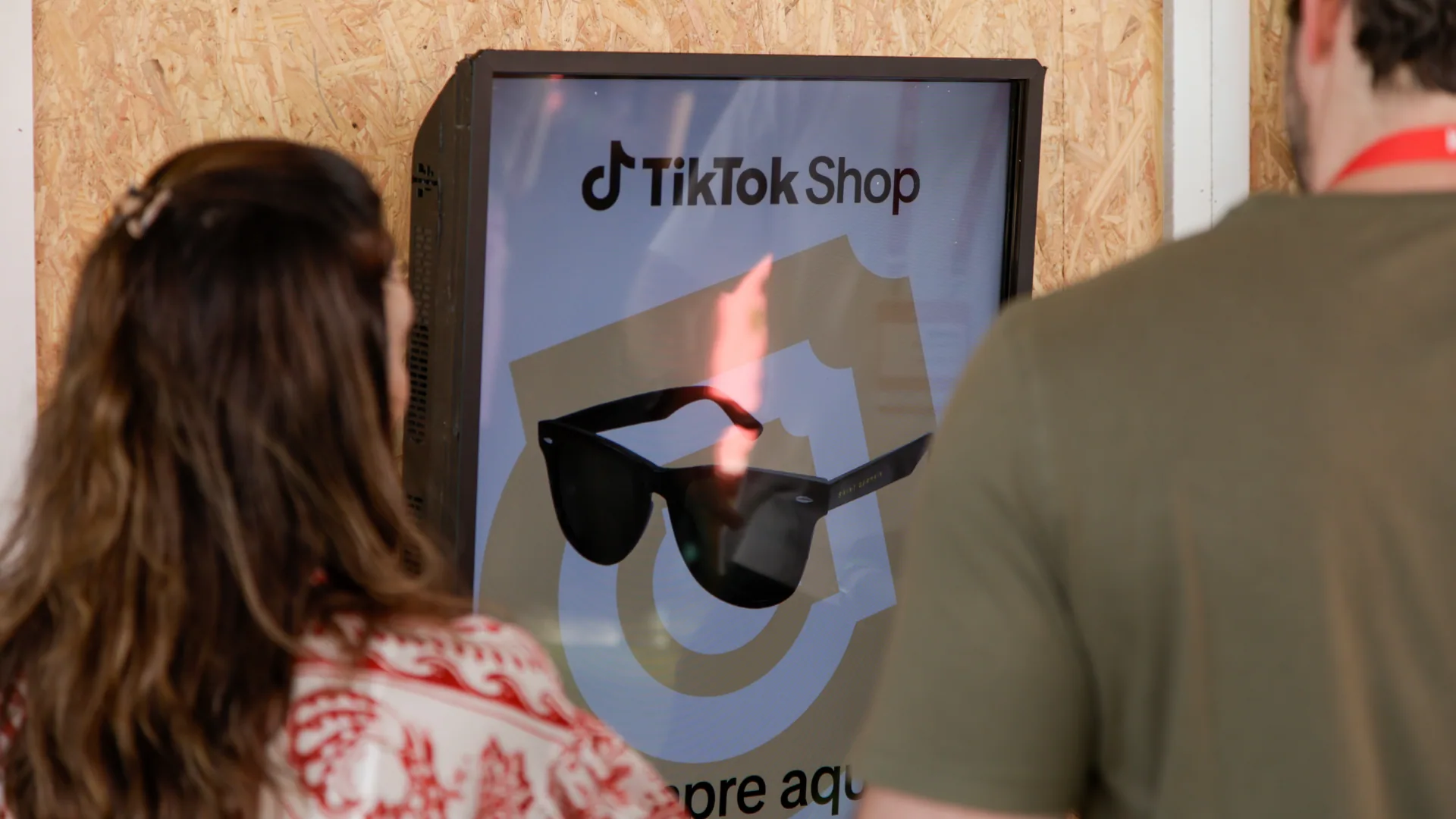 TikTok shop — Interactive Journey